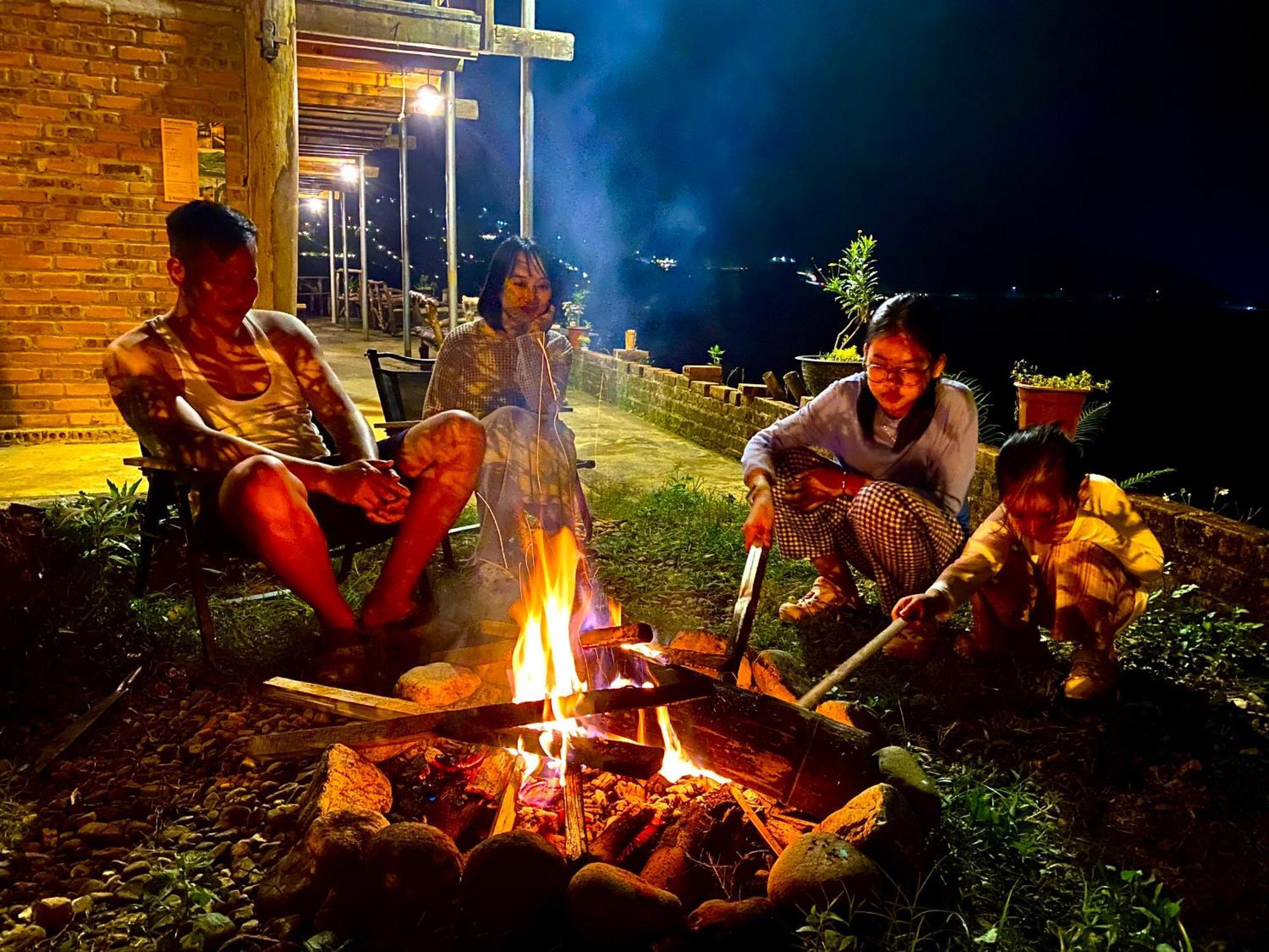 Pham'S House - Homestay & Cafe Sa Pa Ngoại thất bức ảnh